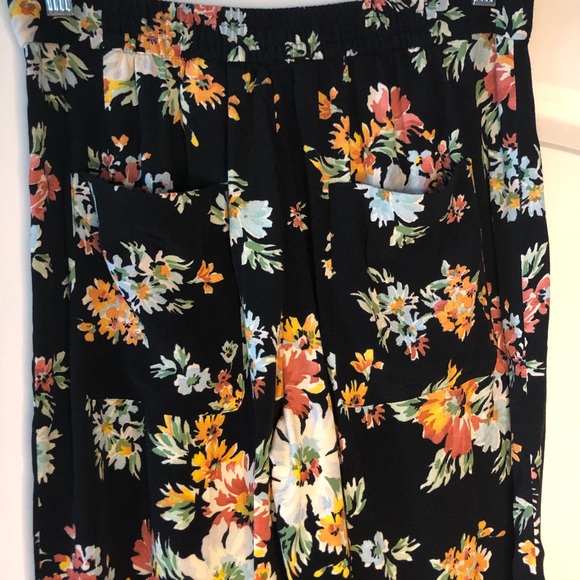 Pants - Picture 3 of 5